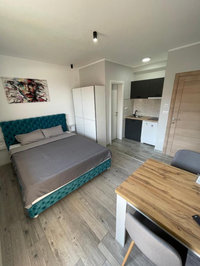 Apartmani Borova 2 Veliko Gradište Екстериор снимка