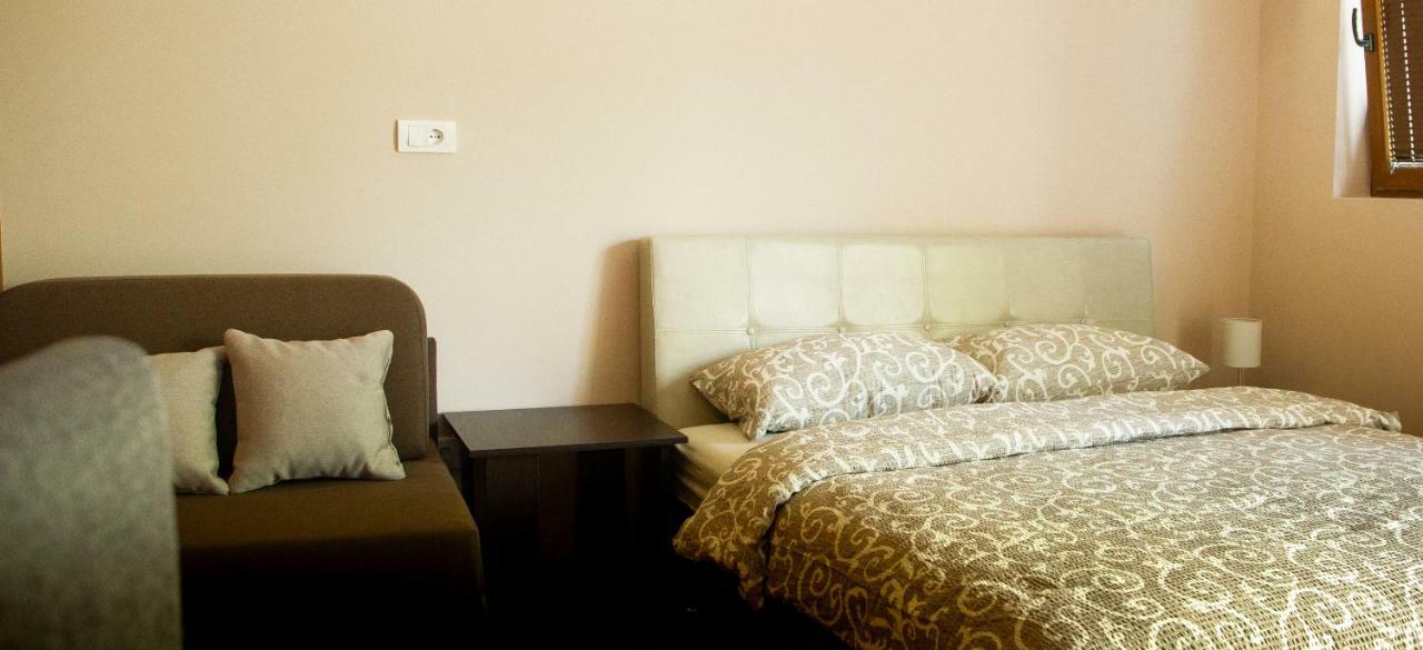 Apartmani Borova 2 Veliko Gradište Екстериор снимка