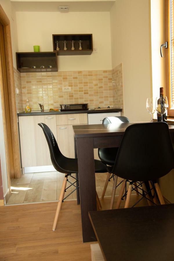 Apartmani Borova 2 Veliko Gradište Екстериор снимка